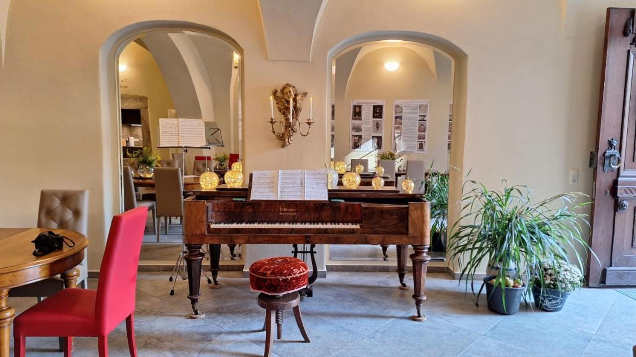 Stadtpalais Familien-Suite 4 Zimmer Mit Galerie Maximal 6 Personen バウツェン エクステリア 写真