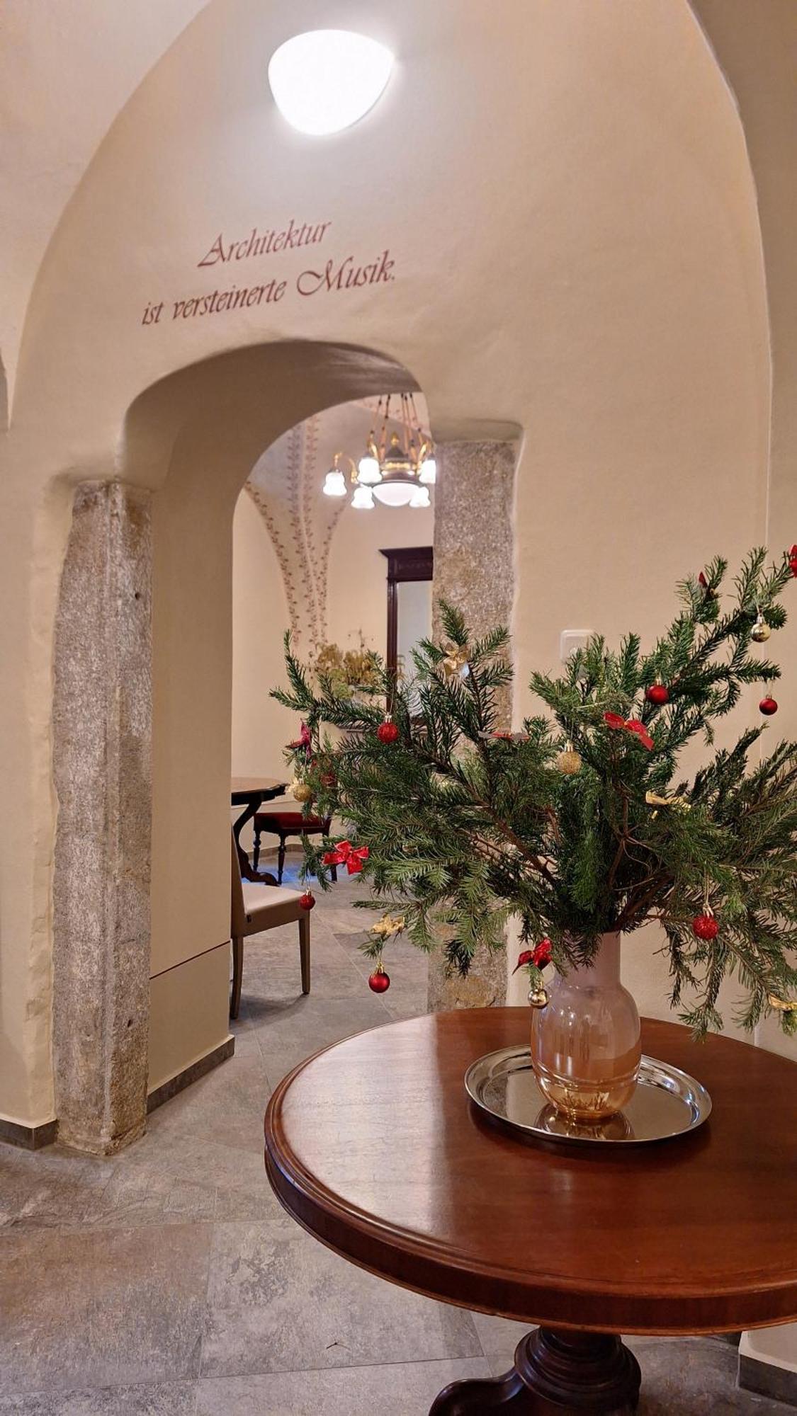 Stadtpalais Familien-Suite 4 Zimmer Mit Galerie Maximal 6 Personen バウツェン エクステリア 写真