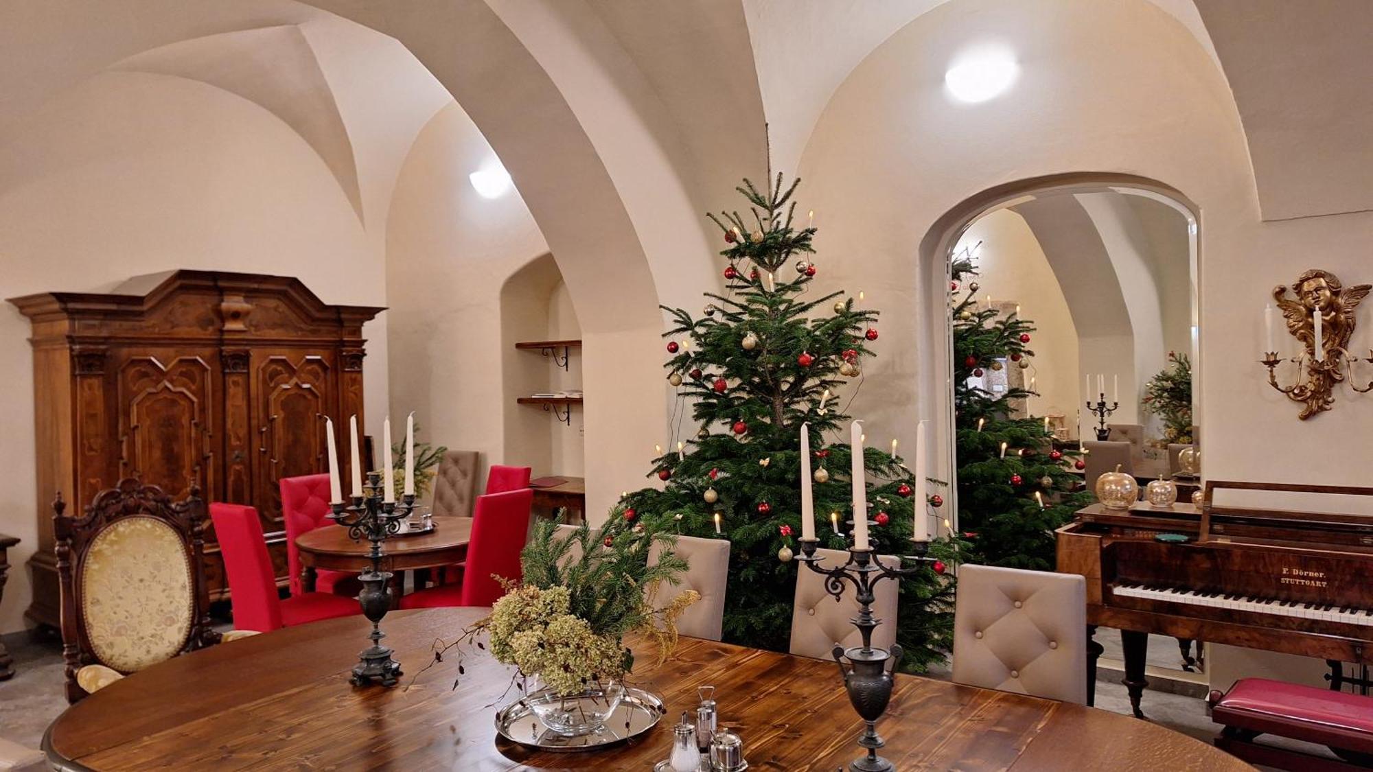 Stadtpalais Familien-Suite 4 Zimmer Mit Galerie Maximal 6 Personen バウツェン エクステリア 写真