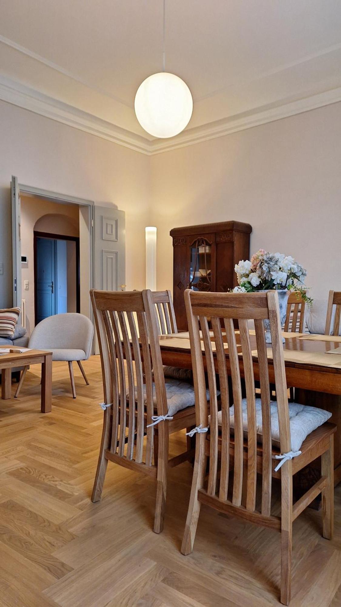 Stadtpalais Familien-Suite 4 Zimmer Mit Galerie Maximal 6 Personen バウツェン エクステリア 写真
