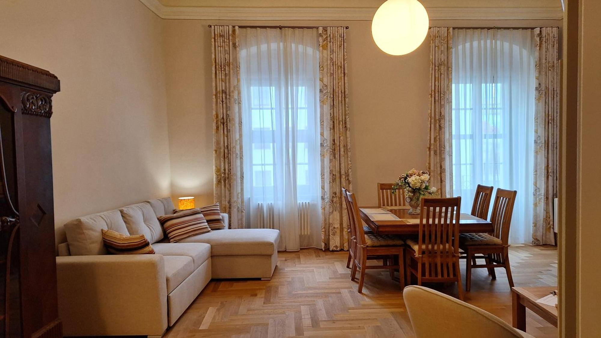 Stadtpalais Familien-Suite 4 Zimmer Mit Galerie Maximal 6 Personen バウツェン エクステリア 写真