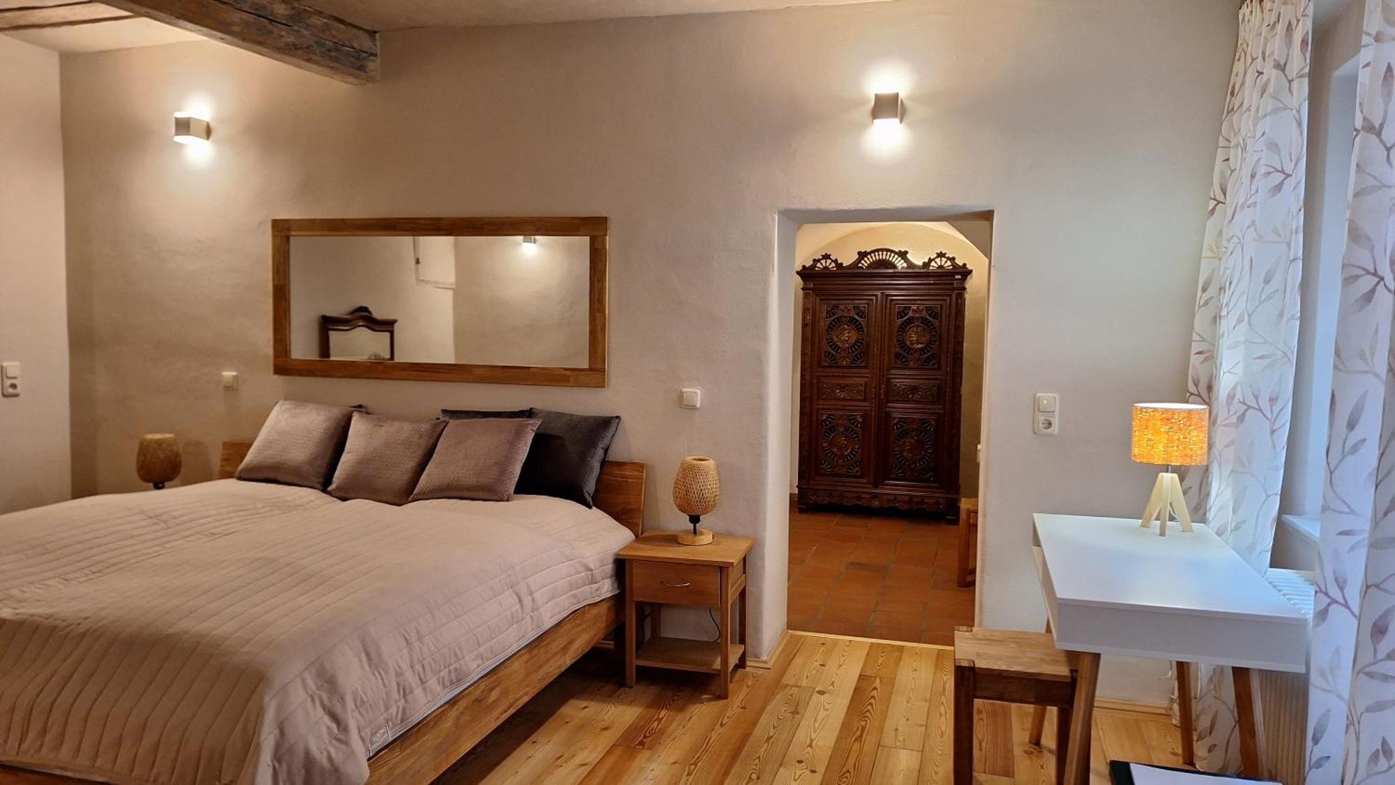 Stadtpalais Familien-Suite 4 Zimmer Mit Galerie Maximal 6 Personen バウツェン エクステリア 写真
