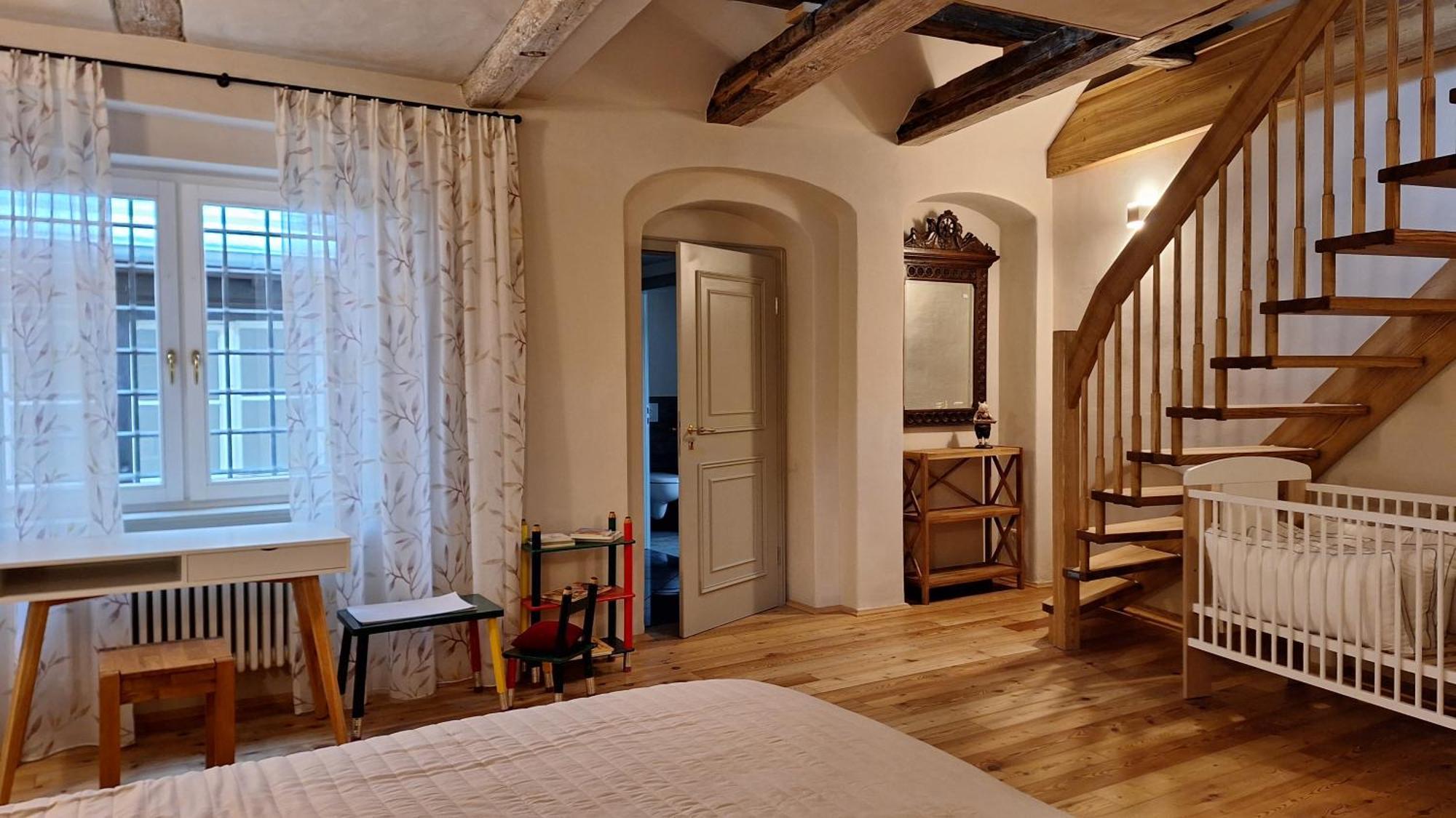Stadtpalais Familien-Suite 4 Zimmer Mit Galerie Maximal 6 Personen バウツェン エクステリア 写真