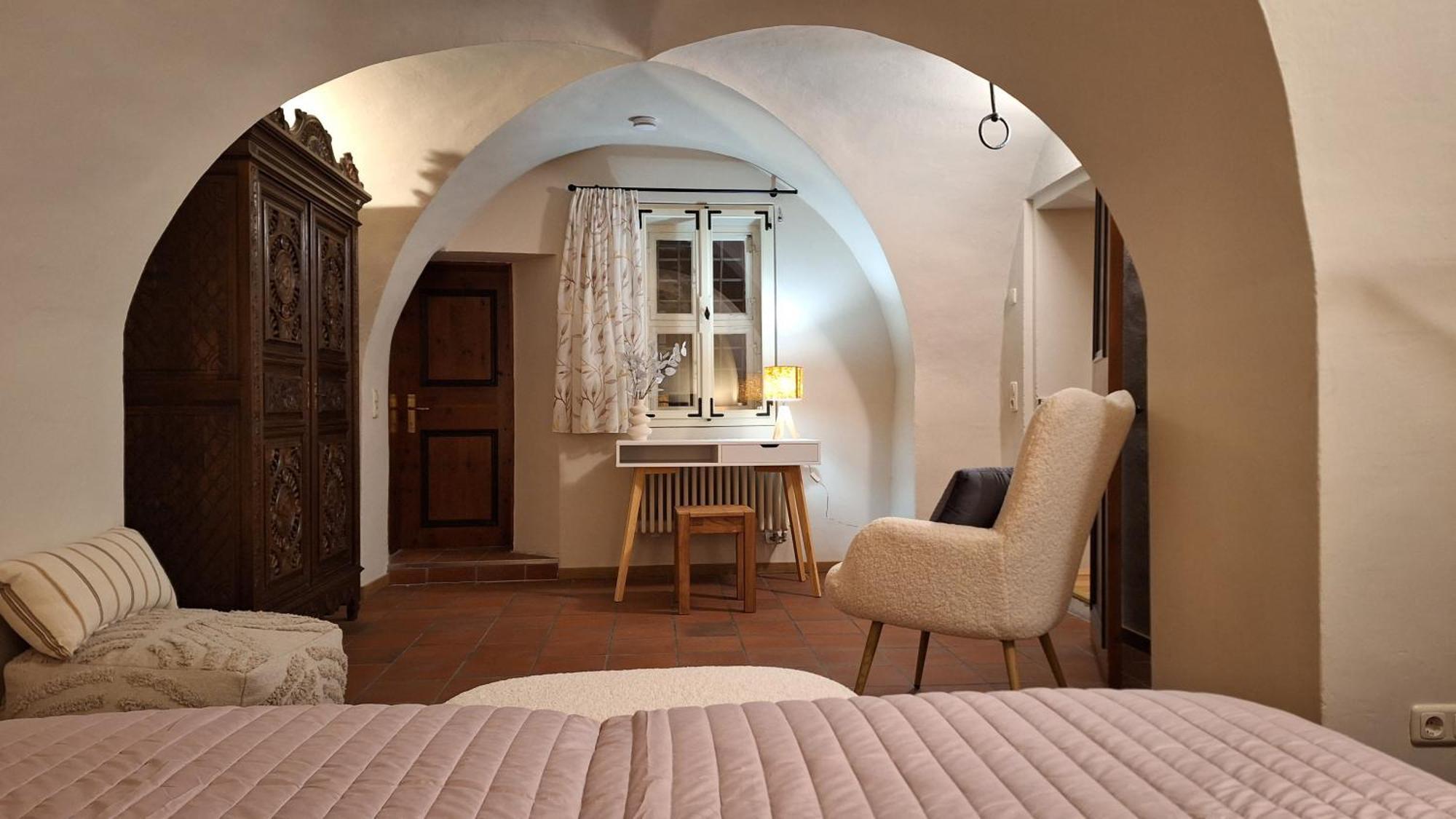 Stadtpalais Familien-Suite 4 Zimmer Mit Galerie Maximal 6 Personen バウツェン エクステリア 写真